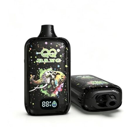 QQ Bang 80000 puffs disposable vape with smart screen showing battery and e-liquid levels